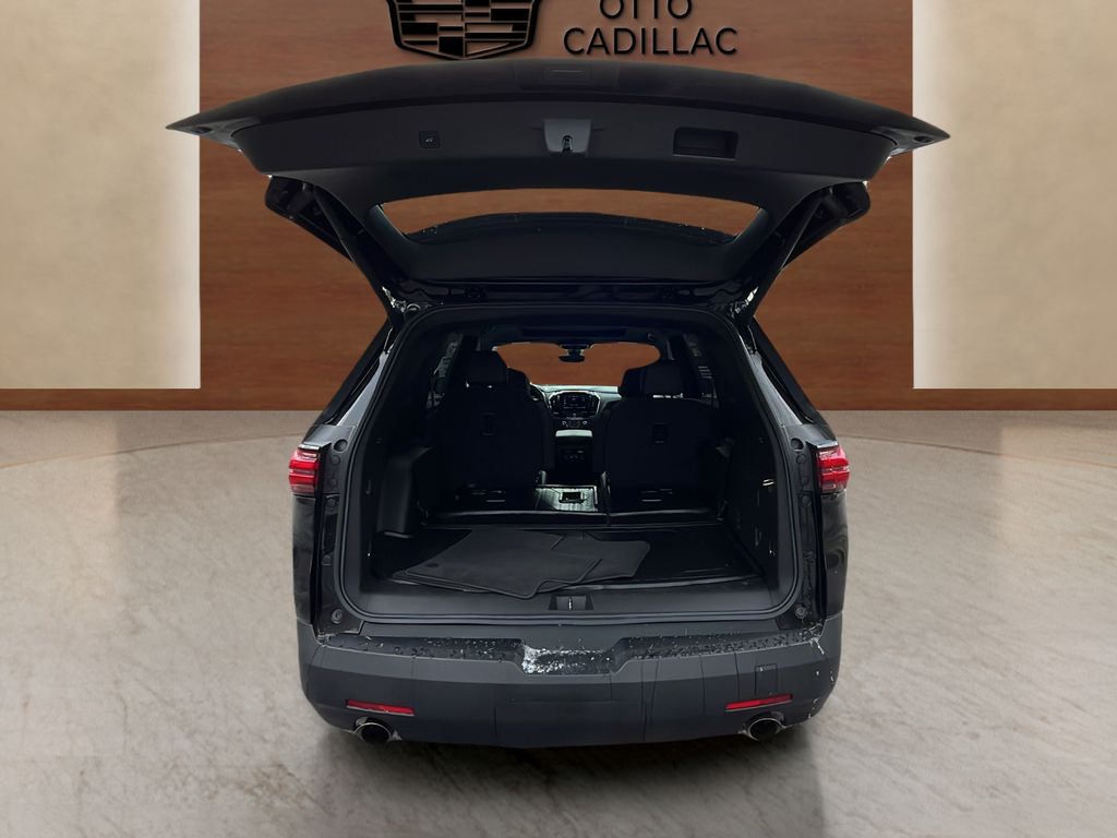 used 2023 Chevrolet Traverse car, priced at $34,965