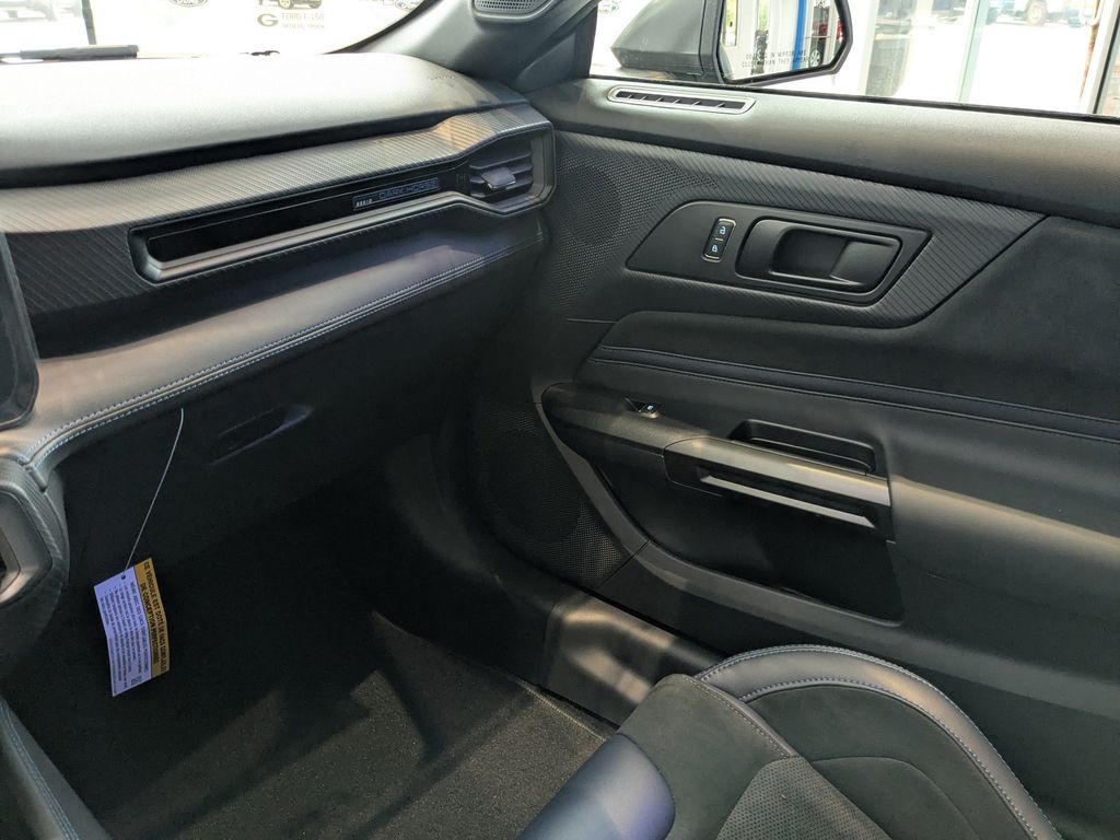 2025 Ford Mustang Dark Horse Fastback