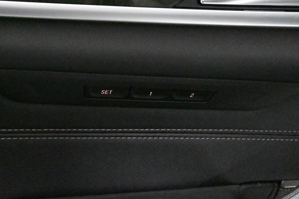 Thumbnail: 2021 BMW 5 Series - 30