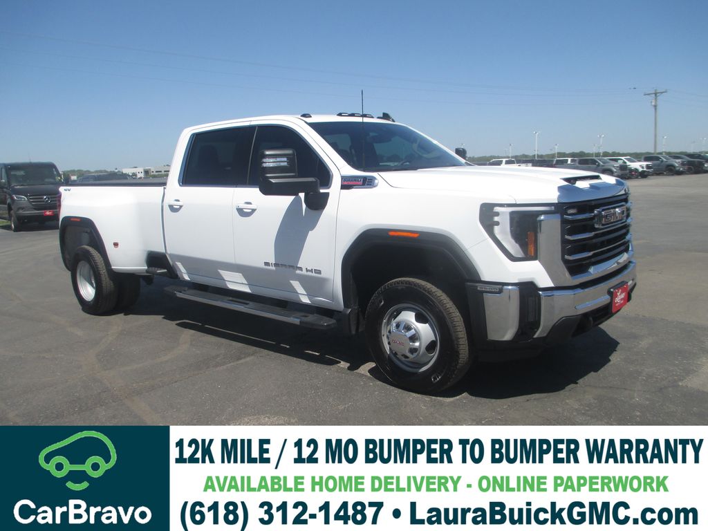 Summit White 2026 GMC Sierra 3500HD Pickup Truck Four-Wheel Drive Automatic