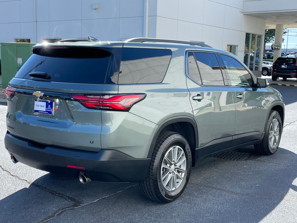 Thumbnail: 2022 Chevrolet Traverse - 6