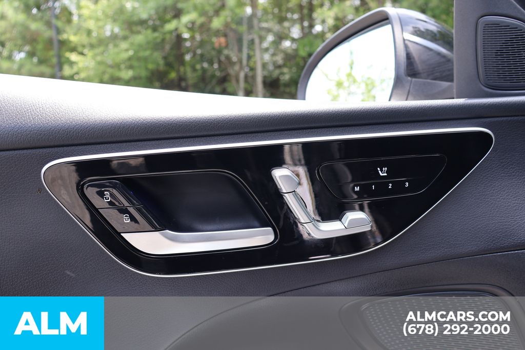 Used 2025 Black Mercedes-Benz C 300 image 16