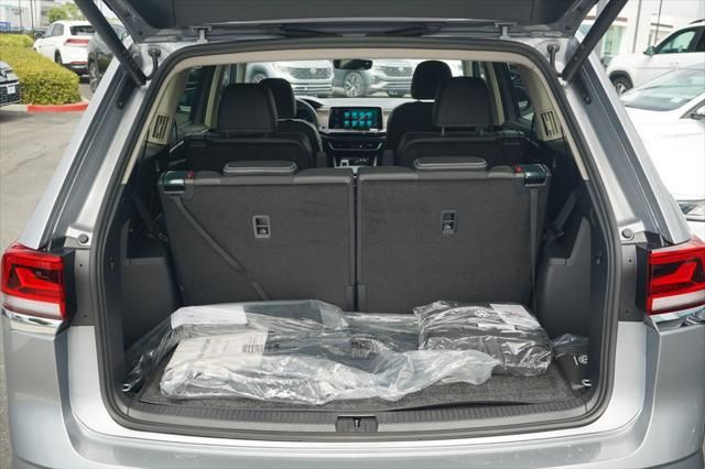 Thumbnail: 2026 Volkswagen Atlas - 12