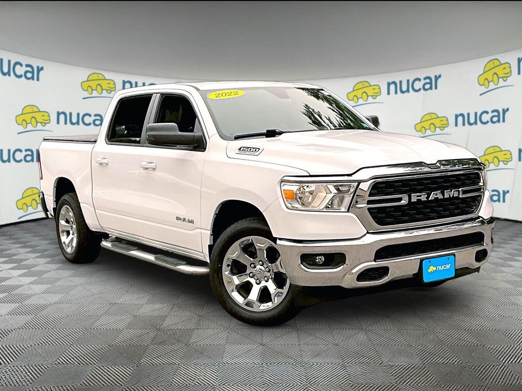 Bright White Clearcoat 2022 RAM 1500 Pickup Truck Four-Wheel Drive 8-Speed Automatic