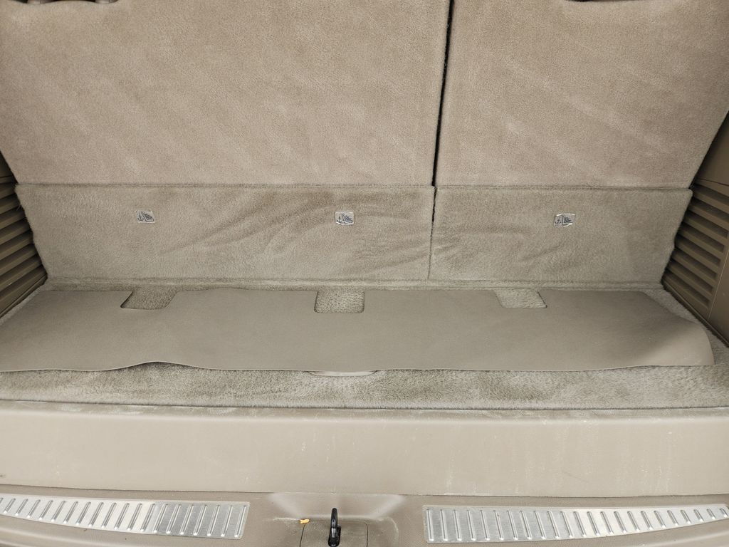 2019 GMC Yukon SLT Gray at Baytown Hyundai
