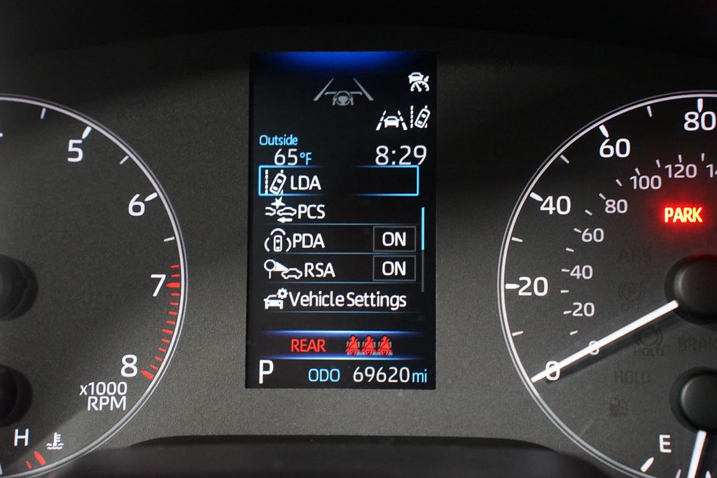 Thumbnail: 2025 Toyota Corolla - 16