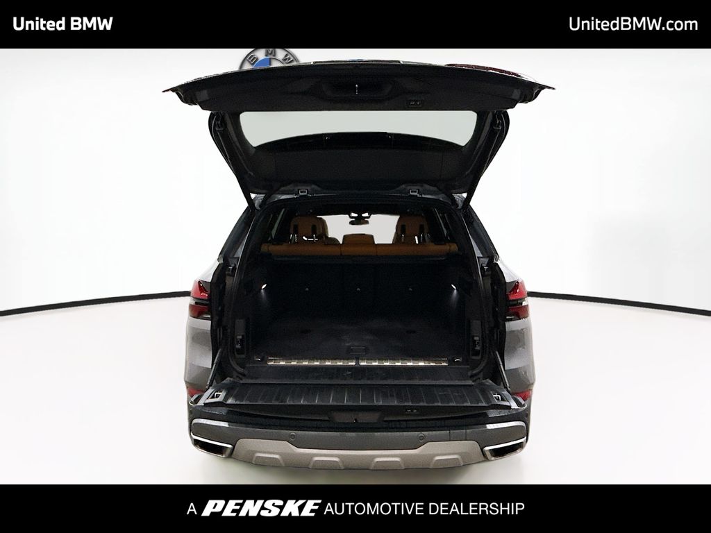 Thumbnail: 2024 BMW X5 - 14