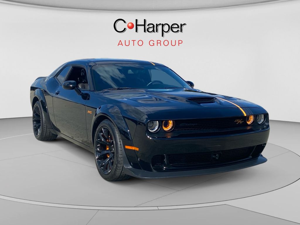 Pitch Black Clearcoat 2023 Dodge Challenger Coupe Rear-Wheel Drive 8-Speed Automatic