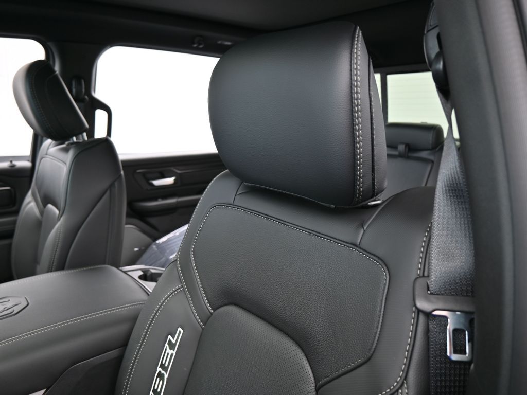 New 2026 Diamond Black Crystal Pearlcoat Ram Rebel image 17