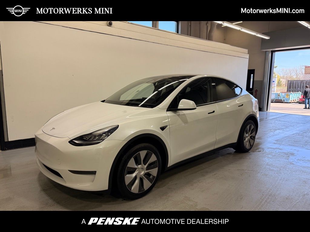 Thumbnail: 2023 Tesla Model Y - 1