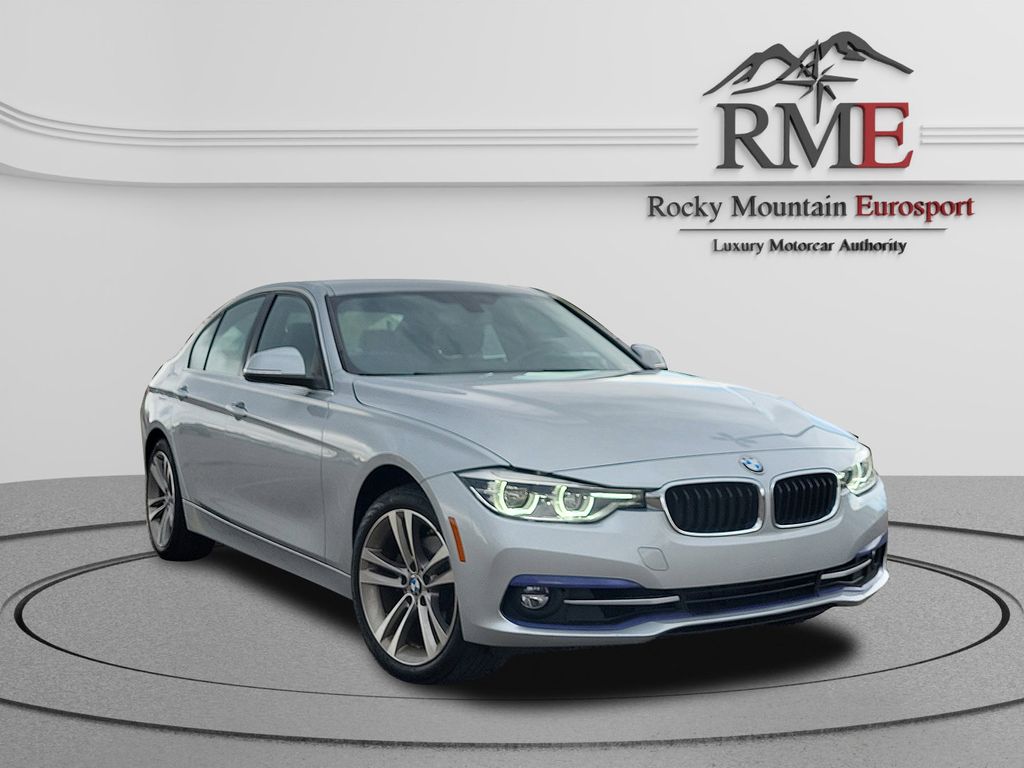Glacier Silver Metallic 2018 BMW 3 Series 330i xDrive Sedan AWD Sedan All-Wheel Drive 8-Speed Automatic