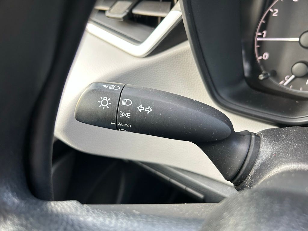 Thumbnail: 2025 Toyota Corolla - 21