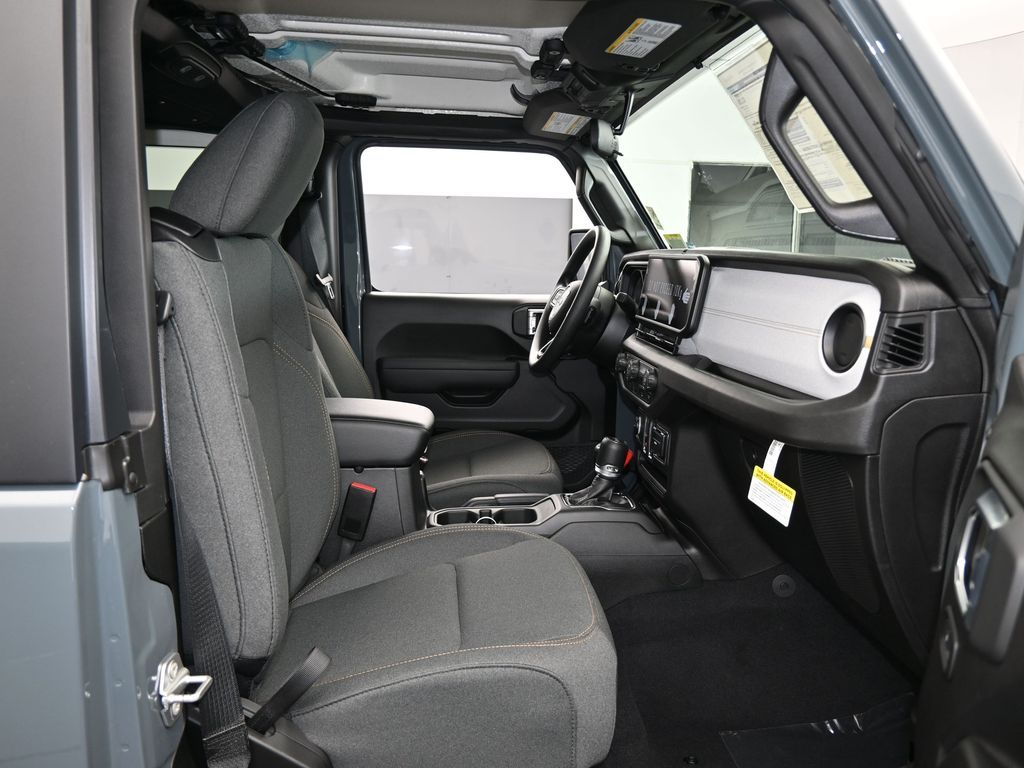 New 2026 Anvil Clear Coat Jeep Sport image 32