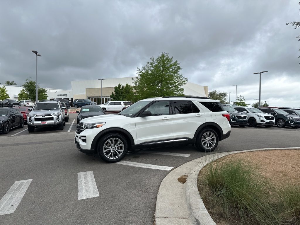 Used Car 2020 Ford Explorer  Xlt For Sale Under $20,000 In Austin, Texas