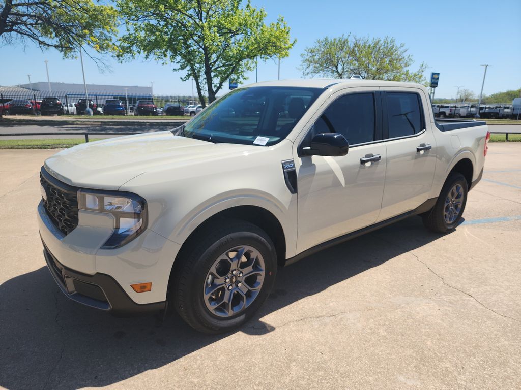2025 Ford Maverick XLT photo