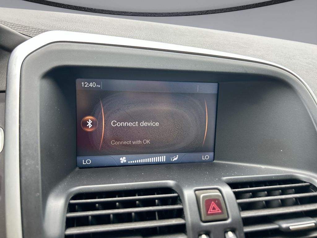 Thumbnail: 2011 Volvo XC60 - 22