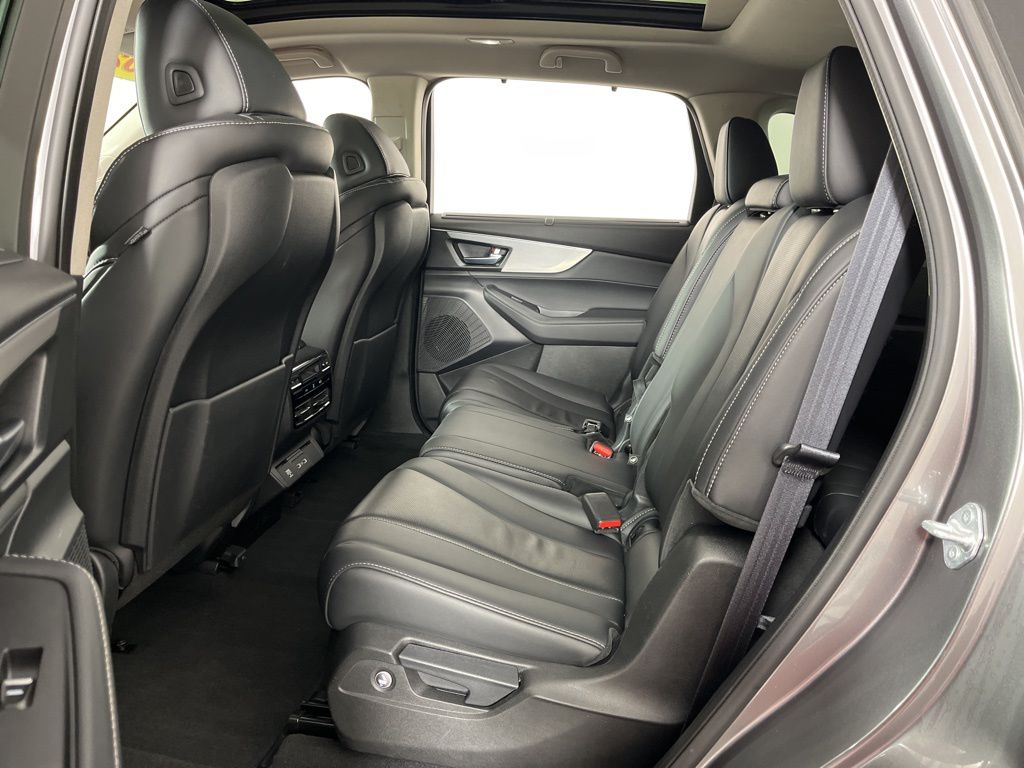 Thumbnail: 2023 Acura MDX - 21