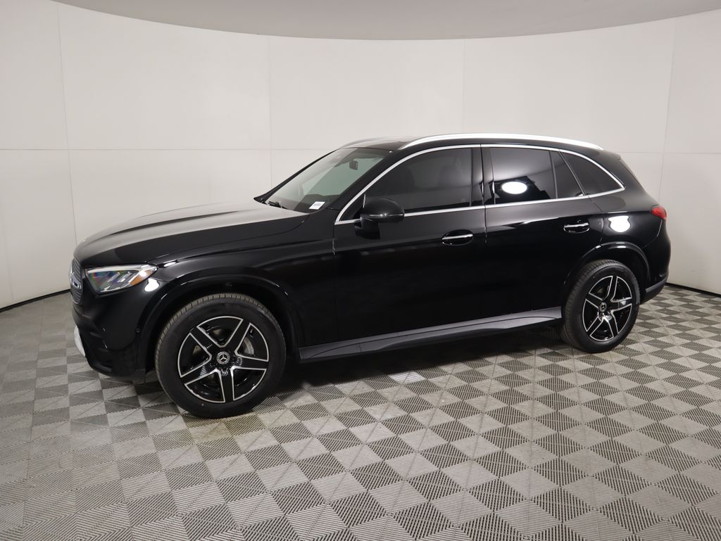 Thumbnail: 2026 Mercedes-Benz GLC - 8