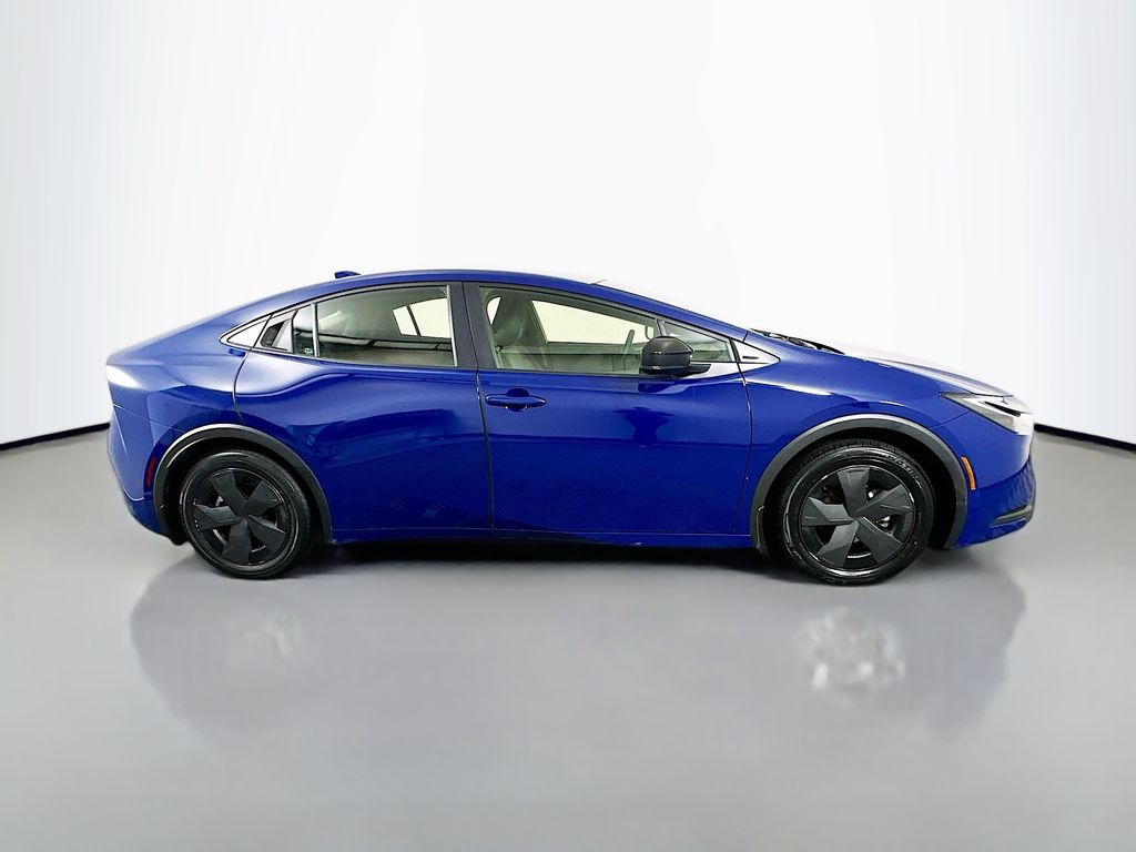 Thumbnail: 2024 Toyota Prius - 4