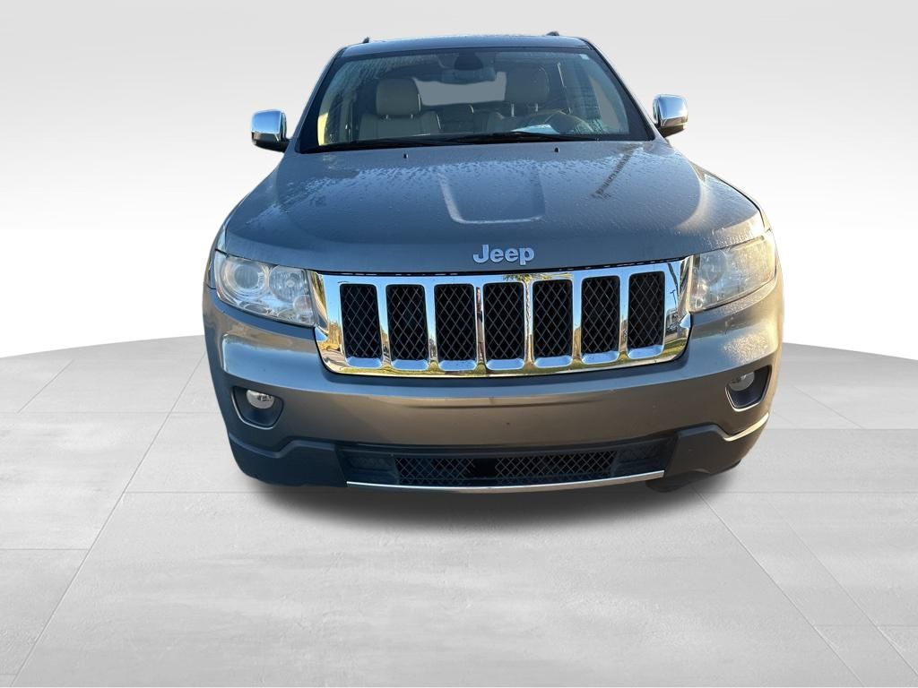 2012 Jeep Grand Cherokee Overland 3