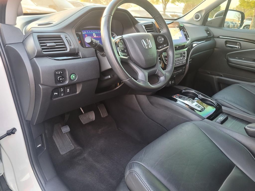 used 2020 Honda Pilot car, priced at $19,600