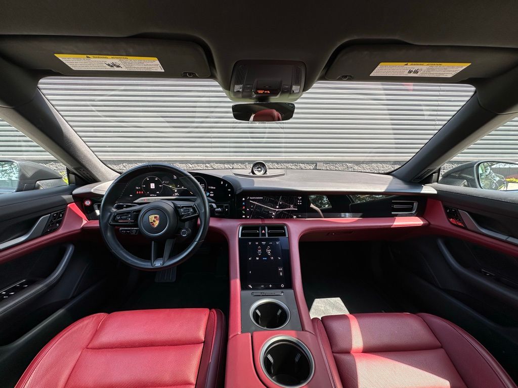 2021 Porsche Taycan 4S 32
