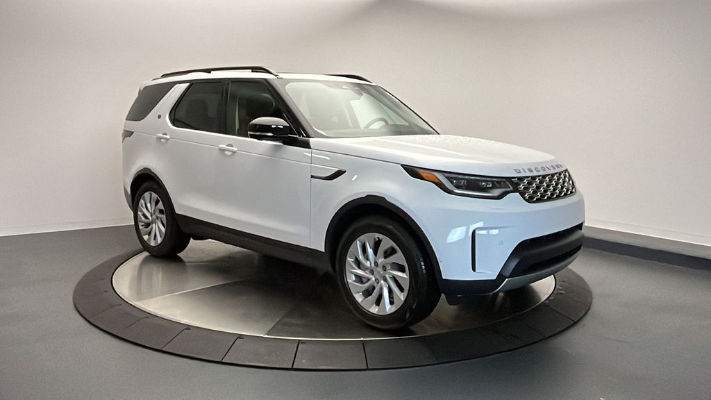 2024 Land Rover Discovery S 7