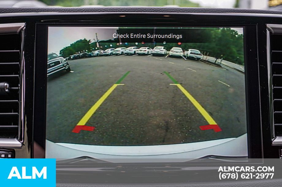 2024 Chrysler Pacifica Touring L photo 38
