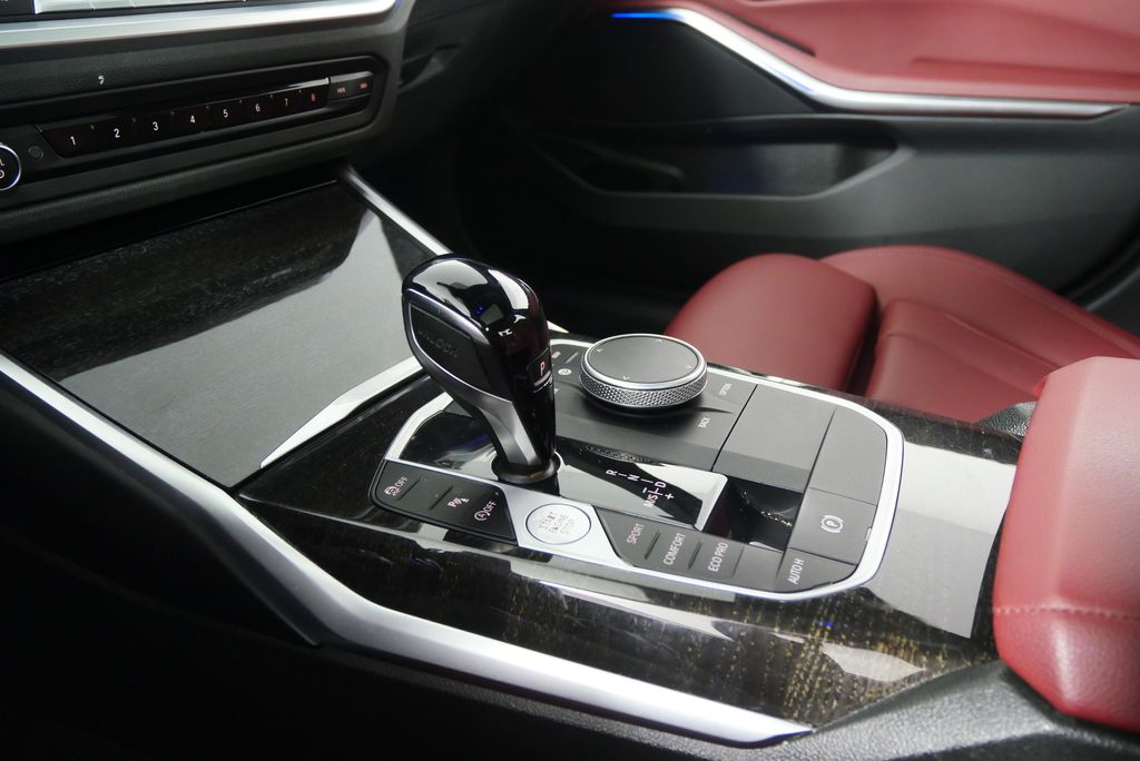 2022 BMW 3 Series 330i 25