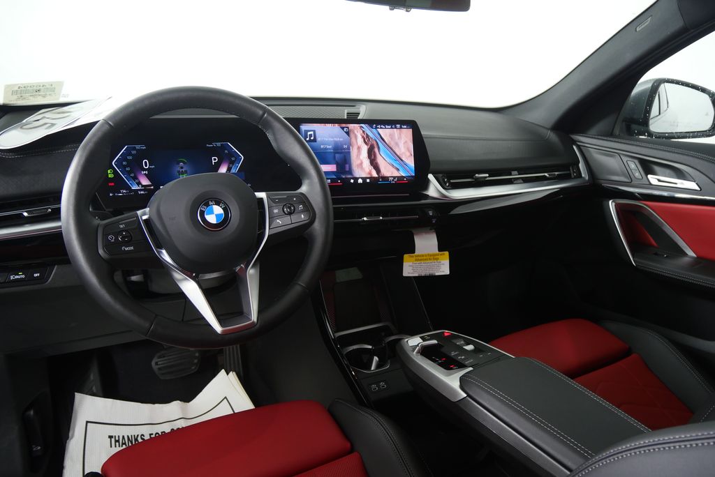 Thumbnail: 2025 BMW X2 - 17