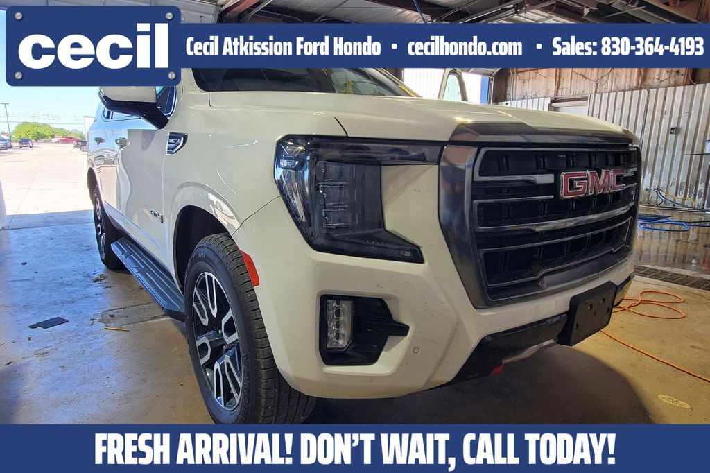 2023 GMC Yukon AT4 4WD