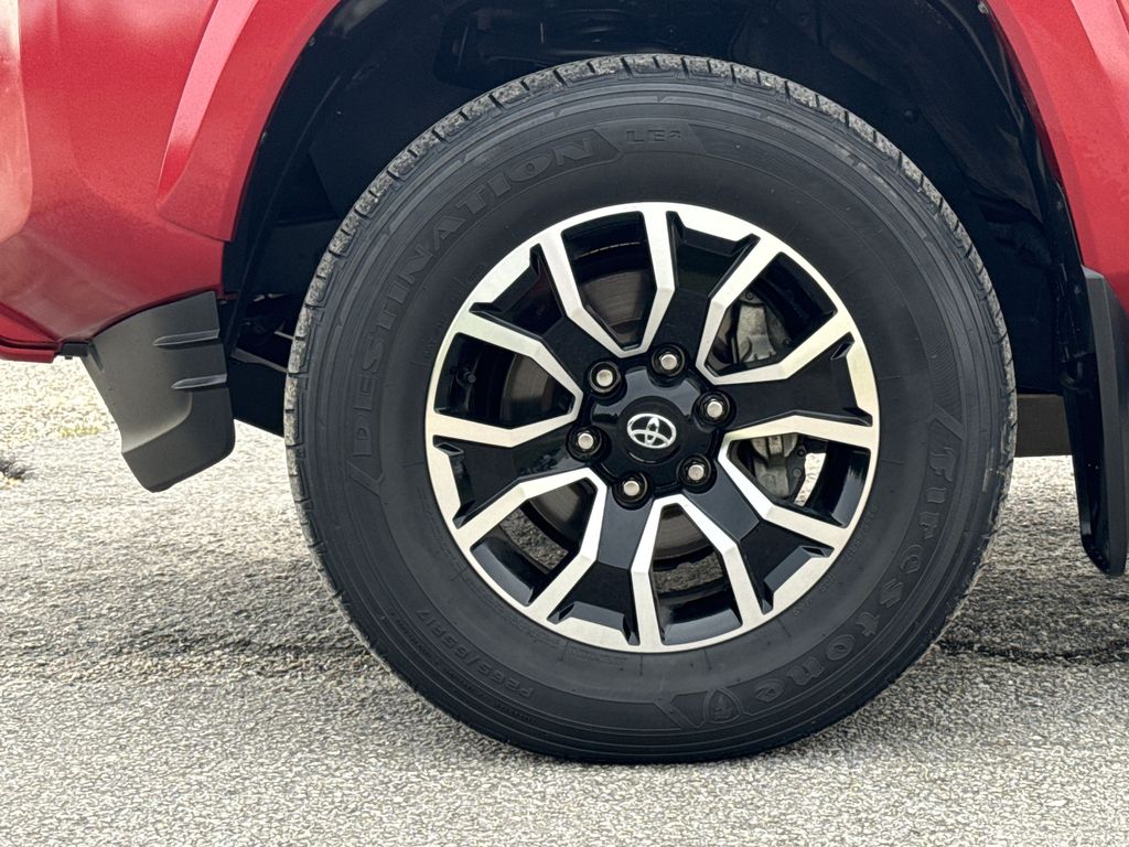 2022 Toyota Tacoma TRD Sport - 8