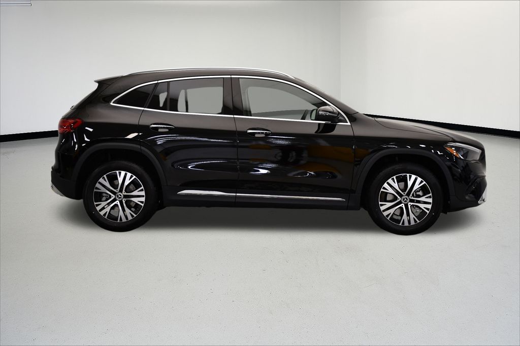 Thumbnail: 2025 Mercedes-Benz GLA - 6