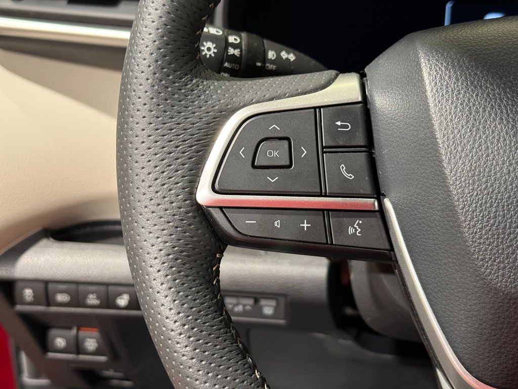 Thumbnail: 2026 Toyota Sienna - 28