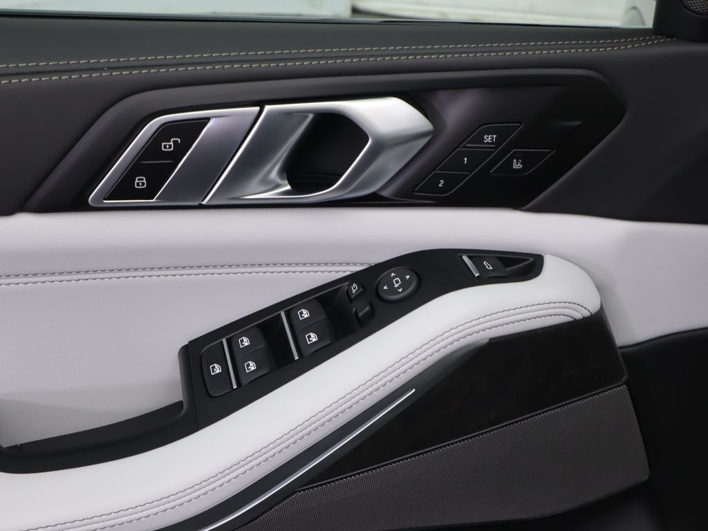 Thumbnail: 2026 BMW X5 - 24