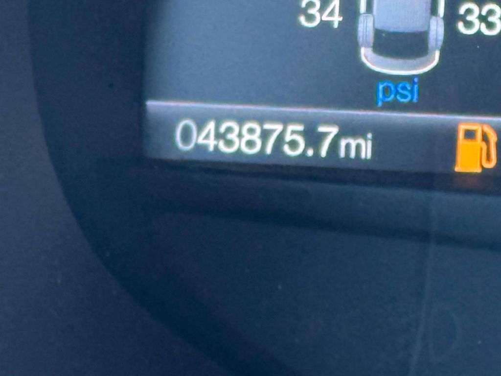 2024 Ford Edge SEL - Photo 25