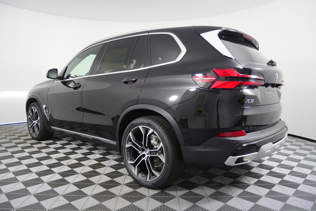 Thumbnail: 2026 BMW X5 - 5