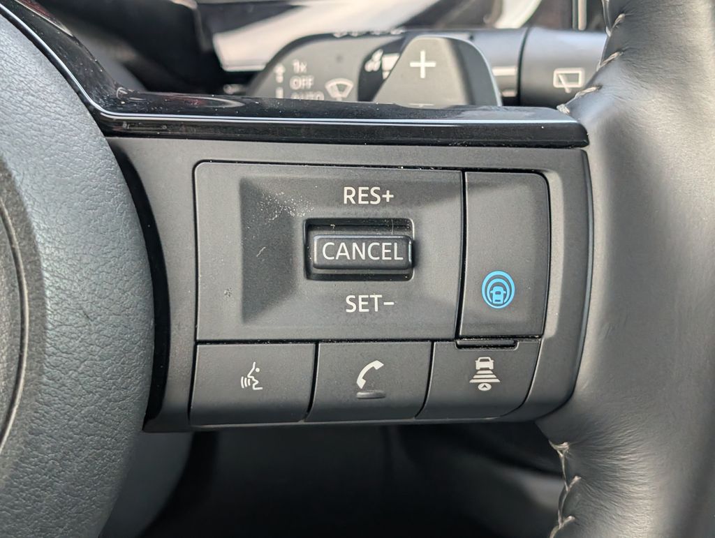 Used 2025 Nissan Pathfinder SUV