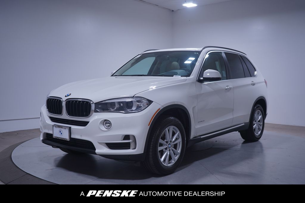 2015 BMW X5 xDrive35i Hero Image