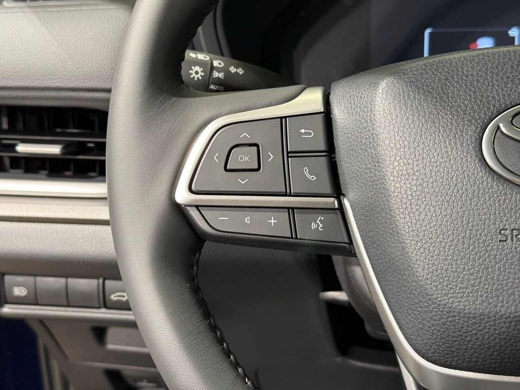 Thumbnail: 2026 Toyota Grand Highlander - 26