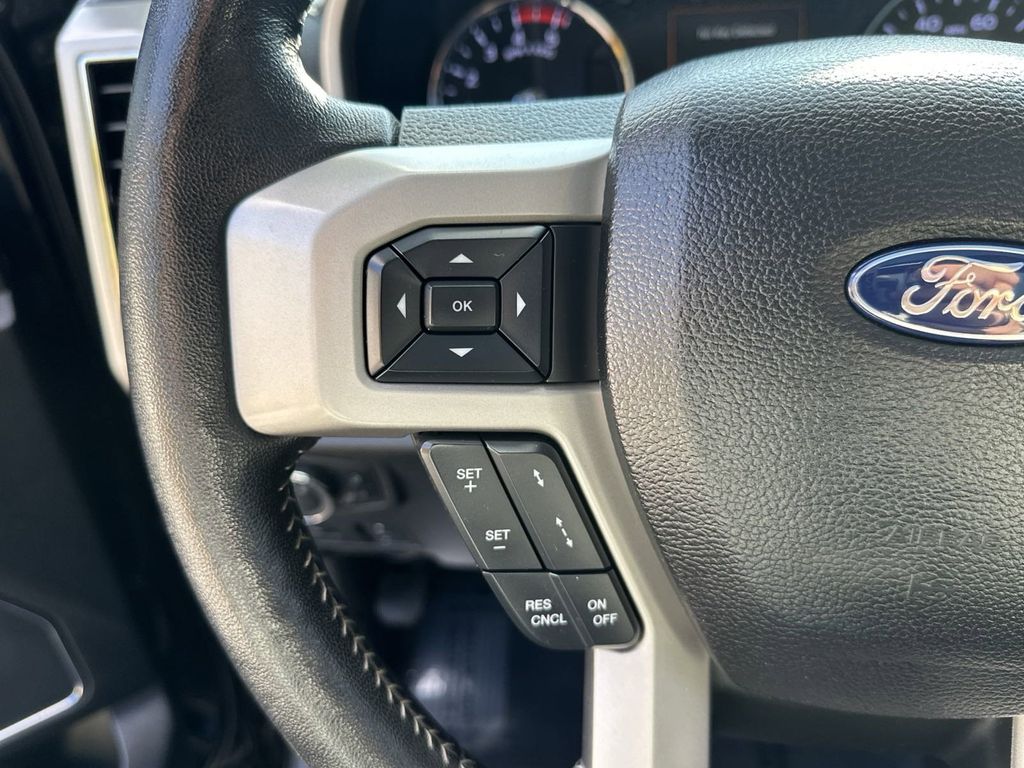 2018 Ford F-250SD Lariat 22