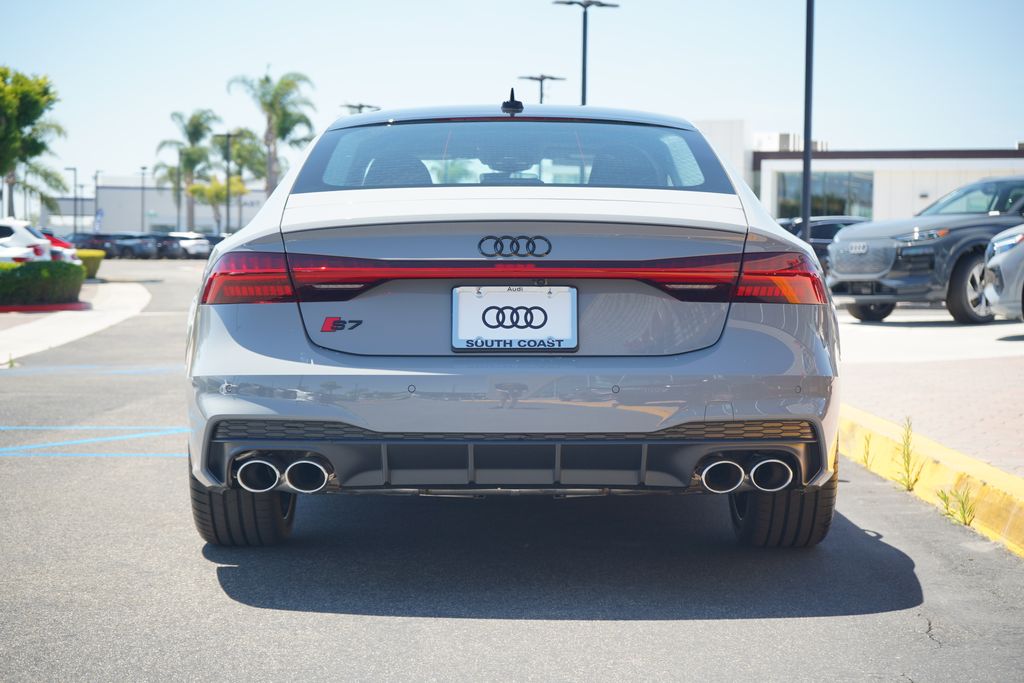 2025 Audi S7 Prestige 4