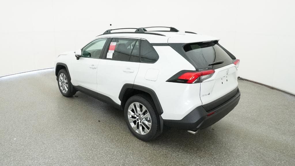 Thumbnail: 2025 Toyota RAV4 - 8