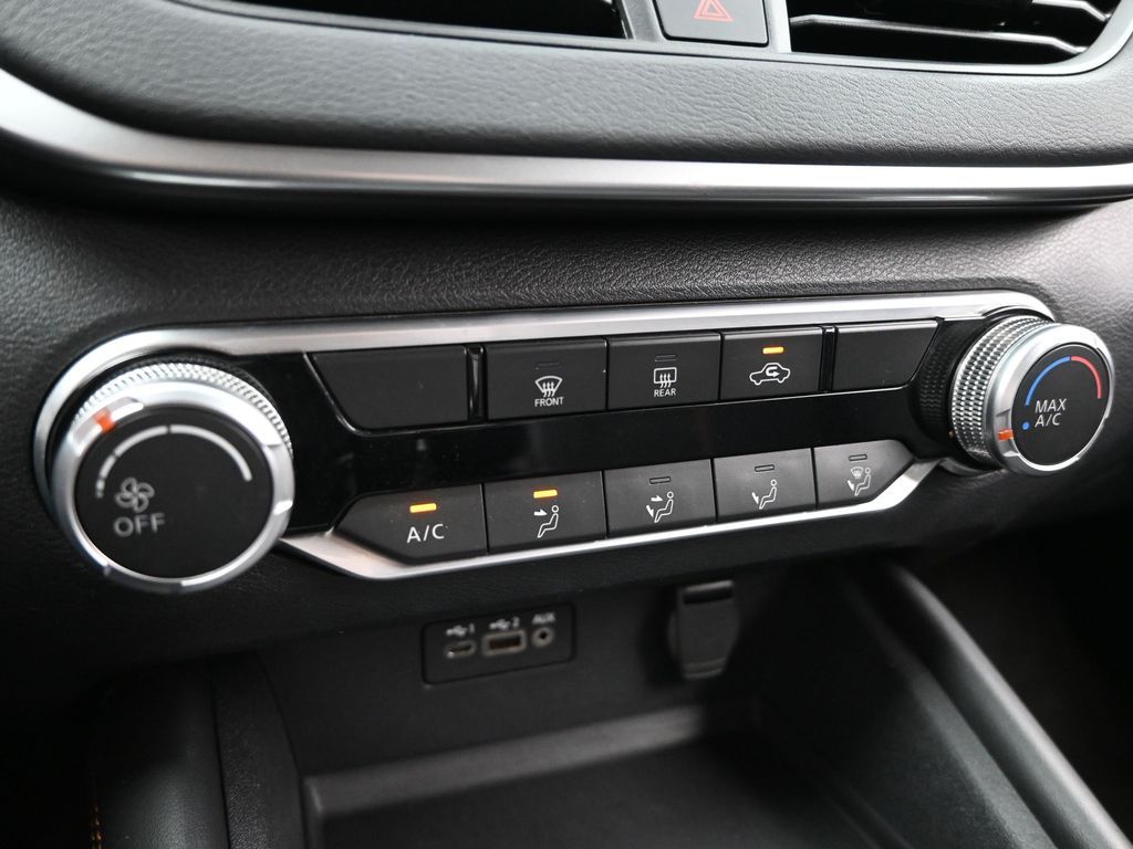 2022 Nissan Altima SR Intelligent AWD