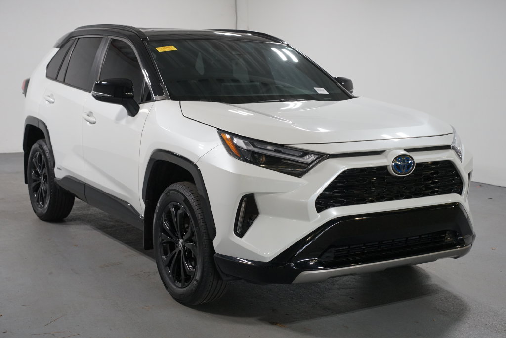Thumbnail: 2024 Toyota RAV4 - 3