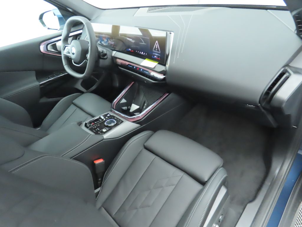 Thumbnail: 2026 BMW X3 - 18