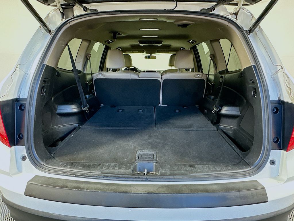 Thumbnail: 2017 Honda Pilot - 27