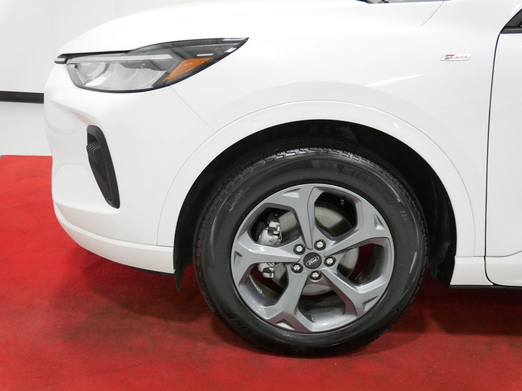 Used 2024 Ford Escape SUV