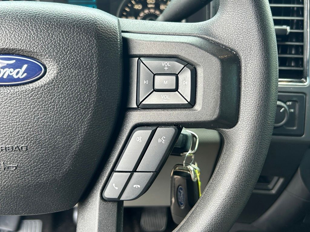 Used 2018 Gray Ford XLT image 38