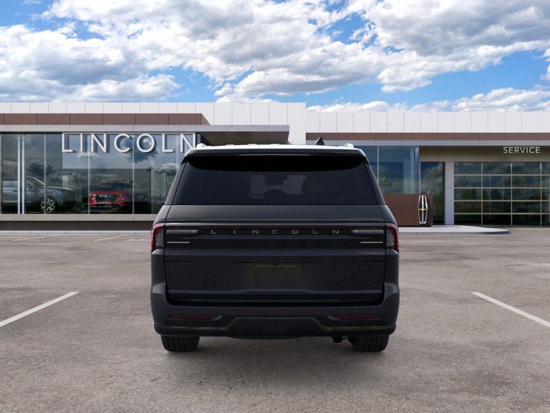 Thumbnail: 2026 Lincoln Navigator L - 5